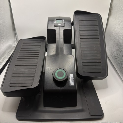 Cubii f3a2 seduto - cubii, sotto